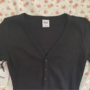 Aritzia TNA V-Neck Black Thermal Long Sleeve Henley T-Shirt